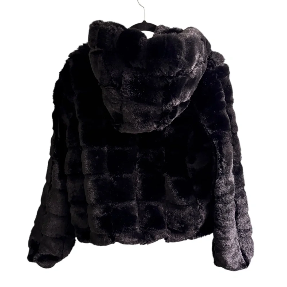 Women’s Faux Fur Hooded Jacket size M. NWT - Picture 8 of 13